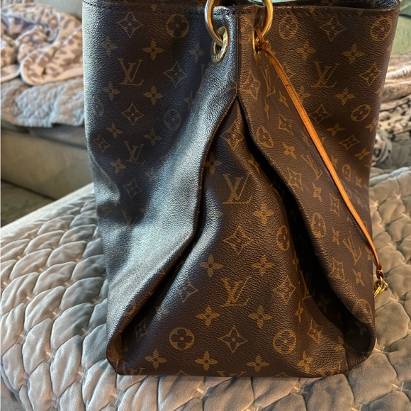 100% AUTHENTIC Louis Vuitton Monogram
Artsy MM Hobo Shoulder Handbag - Picture 4 of 11